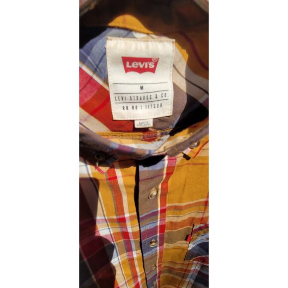 Vtg Levi's Shirt Men Medium Red Plaid Long Sleeve Button Front Left Chest Pocket - Picture 3 of 4